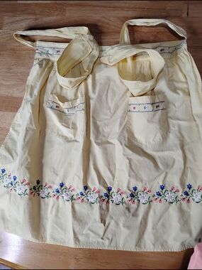 Vintage Yellow Embroidered Kitchen Apron Pair